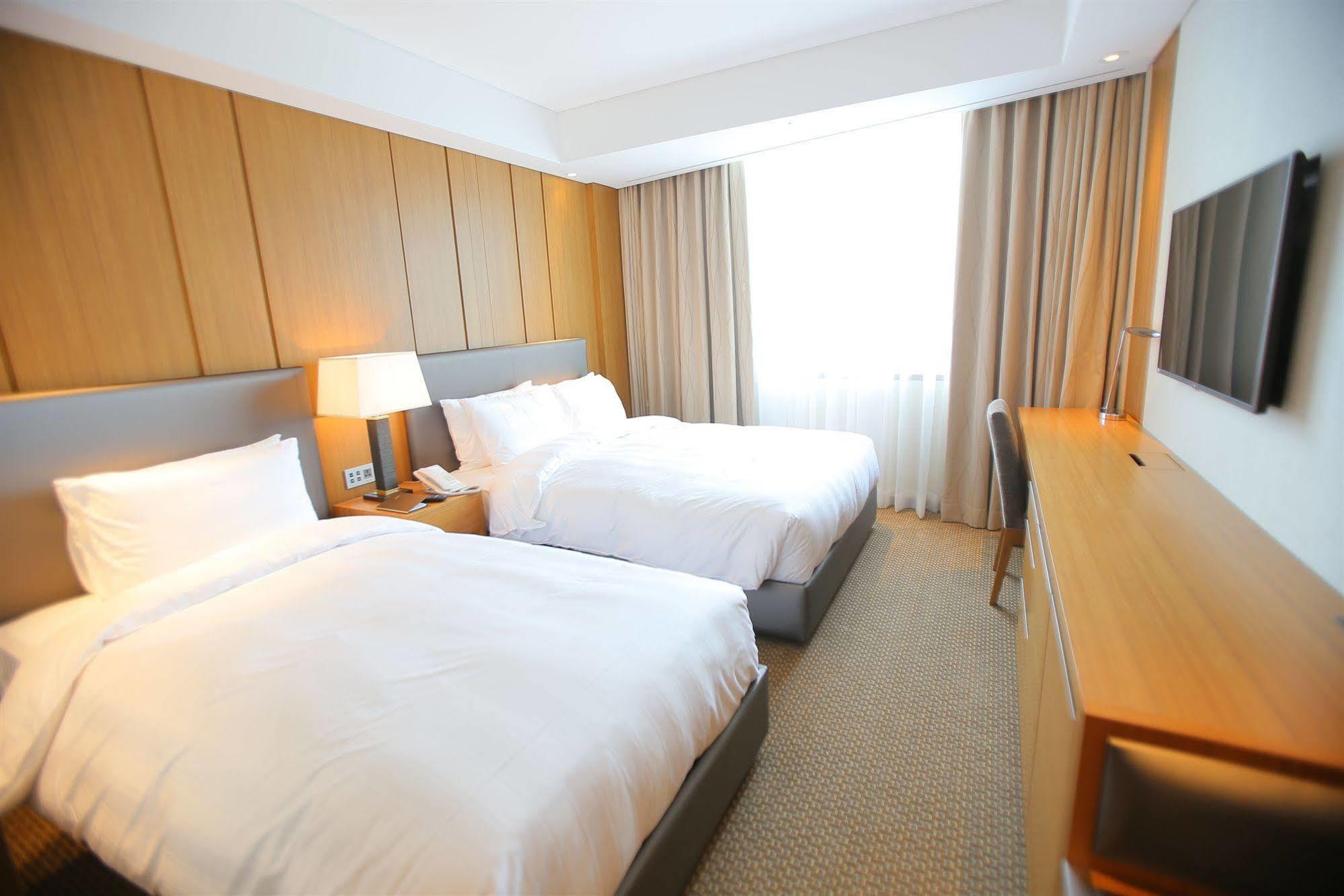 Lotte City Hotel Guro Сеул Екстер'єр фото